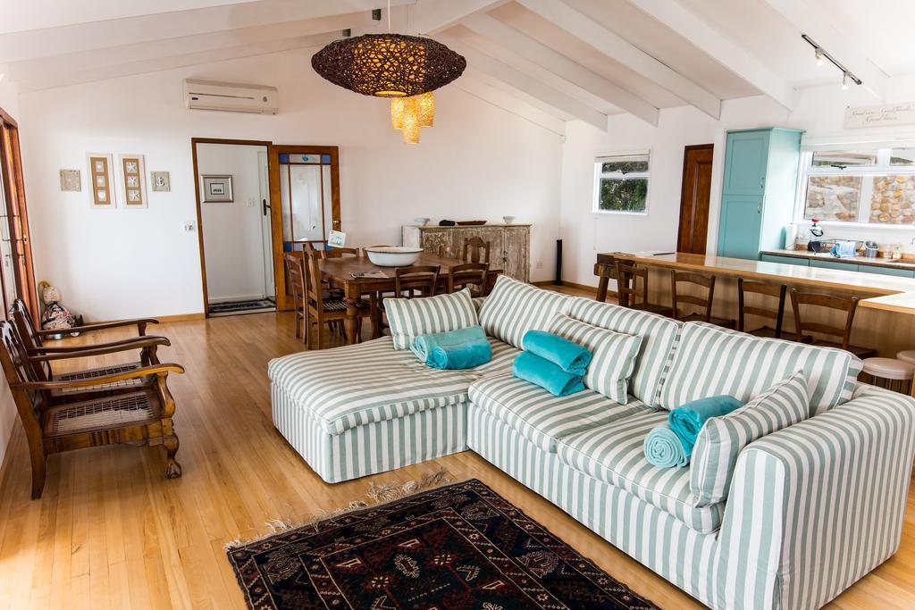Quarterdeck Holiday Apartment Cape Town Exterior photo