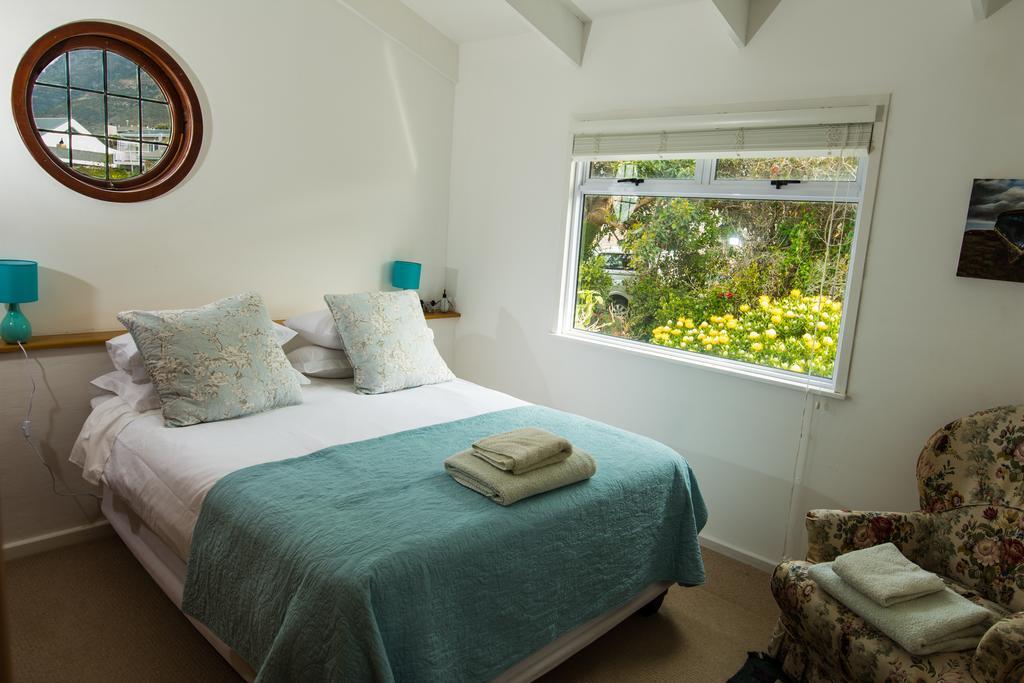 Quarterdeck Holiday Apartment Cape Town Exterior photo