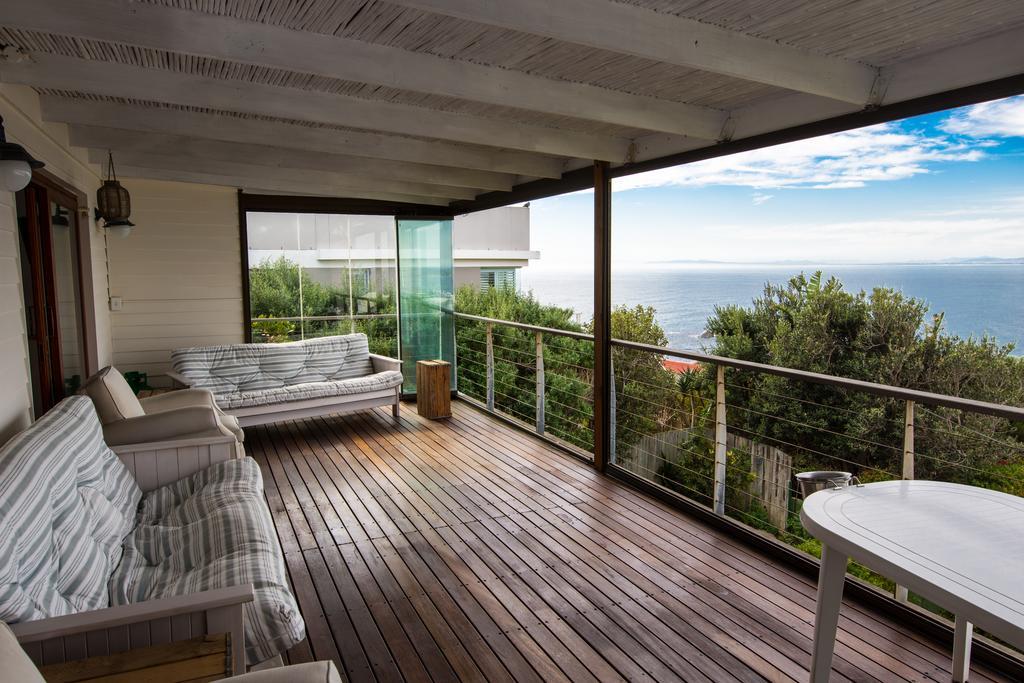Quarterdeck Holiday Apartment Cape Town Exterior photo